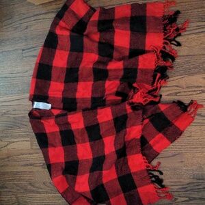 A&F Buffalo Plaid Cape